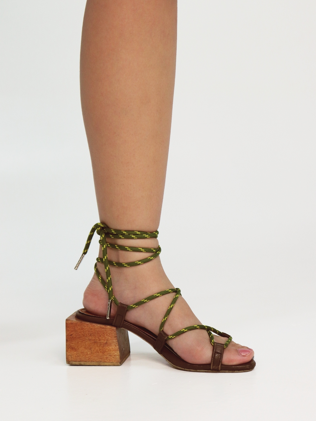 Knaur Cube Heels V4